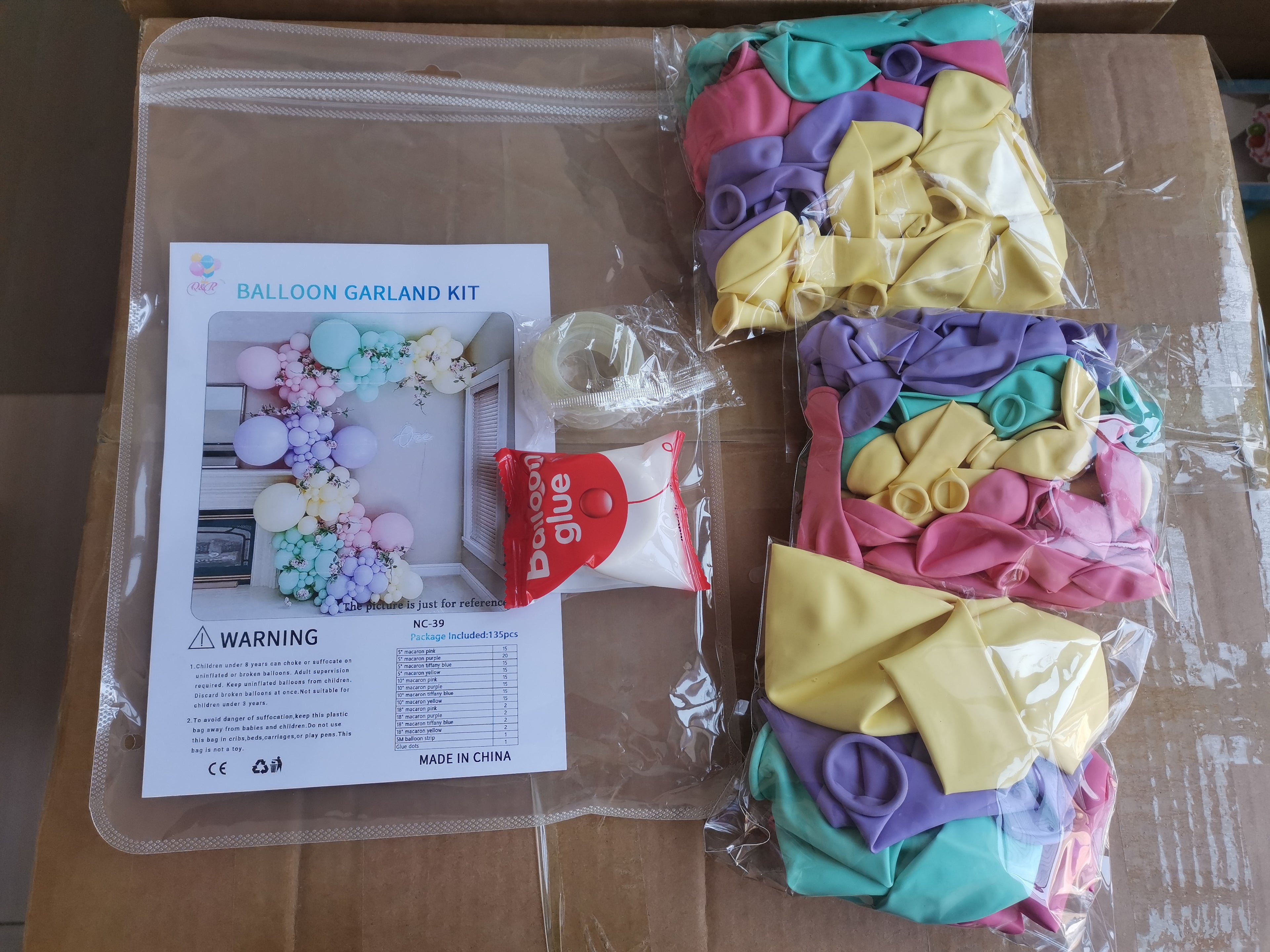 Macaron Pastel Color  Balloon Arch Garland Kit 135 pcs for Birthdays Princess Party Backyard Party Summer Parties Easter Hosting