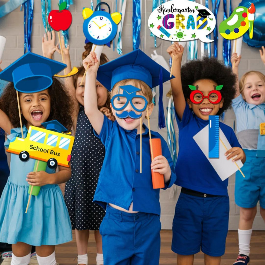 26PCS PHOTO PROPS Children's Decorations Kindergarten Graduation Season Paper Photo Frame for Photography Props-Includes 26 props