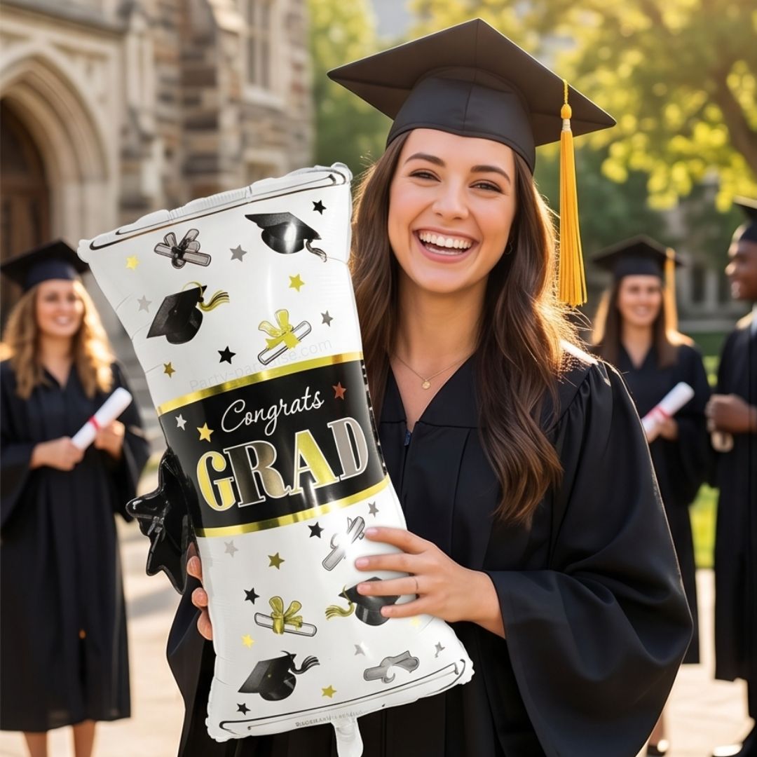 Congrats Grad Balloons - Balloons Class of 2026 Grad Star Mylar Foil Balloon for College, Kindergarten Grad Party Decorations